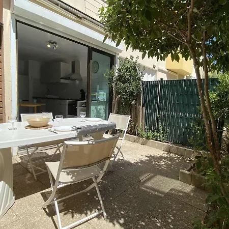Renove 4 Pers. Avec Terrasse Et Parking Prive - Port - Fr-1-229-803 Διαμέρισμα