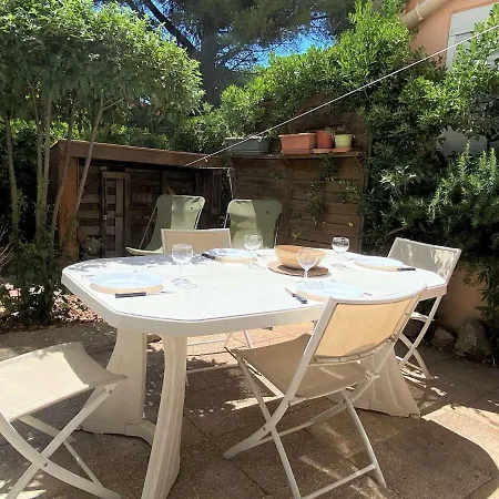Renove 4 Pers. Avec Terrasse Et Parking Prive - Port - Fr-1-229-803 * Gruissan
