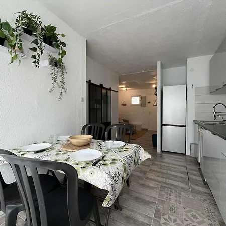 Renove 4 Pers. Avec Terrasse Et Parking Prive - Port - Fr-1-229-803 Διαμέρισμα Gruissan